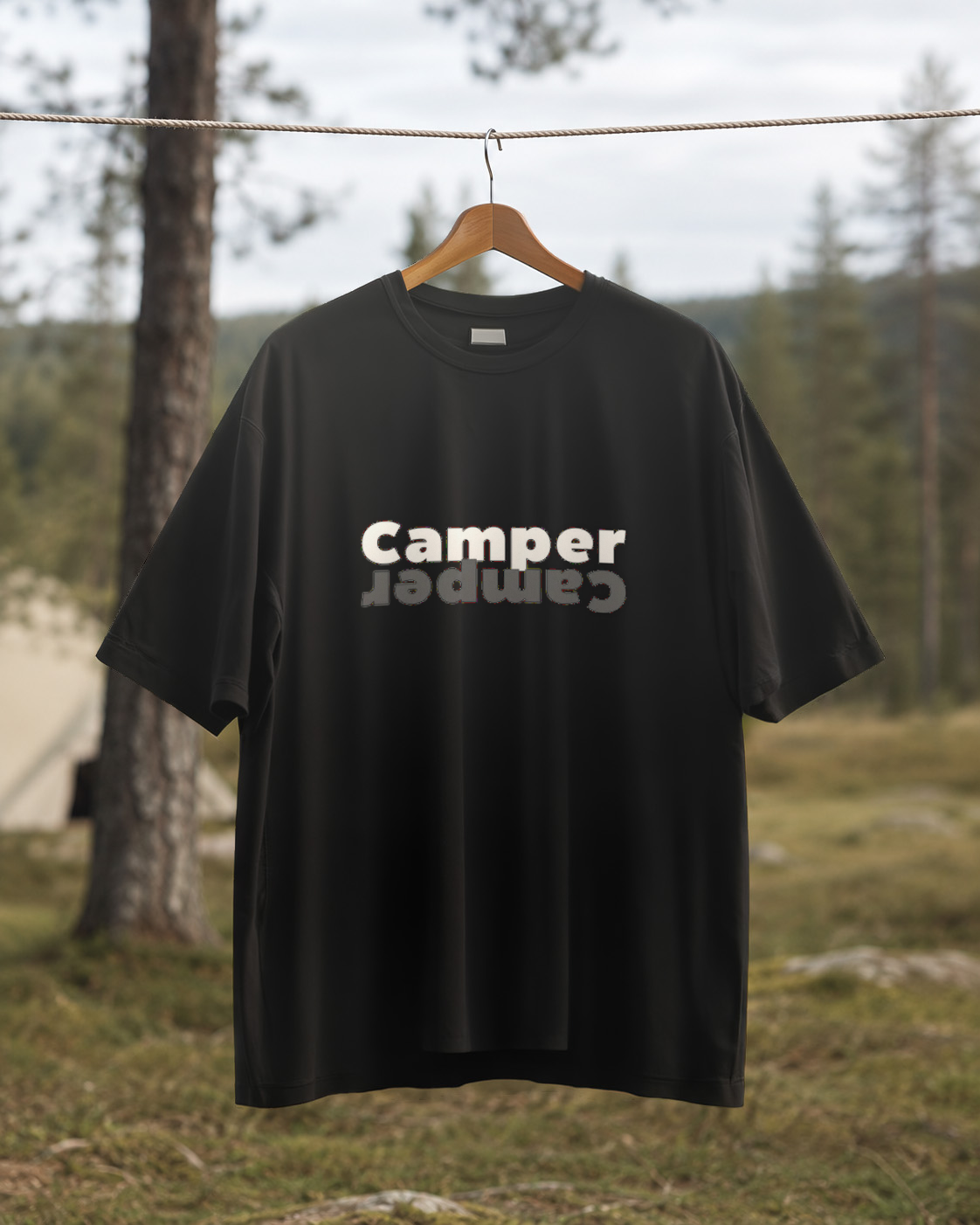 Camper – Unisex T-Shirt Camping Vibes Black – Rückansicht auf der Wäscheleine