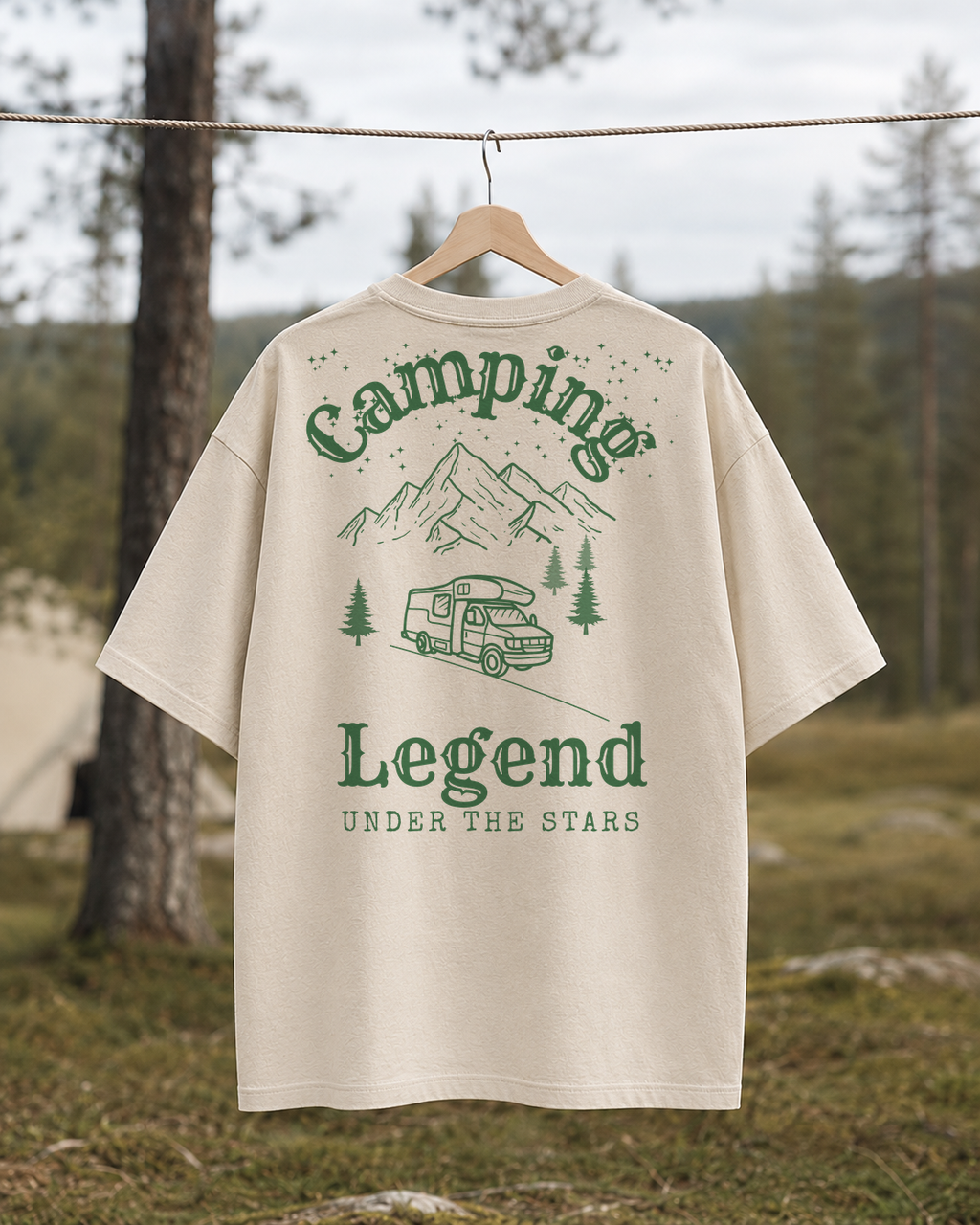 Under The Stars Camper – Unisex Oversize T-Shirt Natural Raw – Rückansicht auf der Wäscheleine